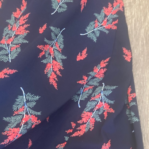 All in Favor Navy Floral Long Sleeve Dress size small - Picture 6 of 7